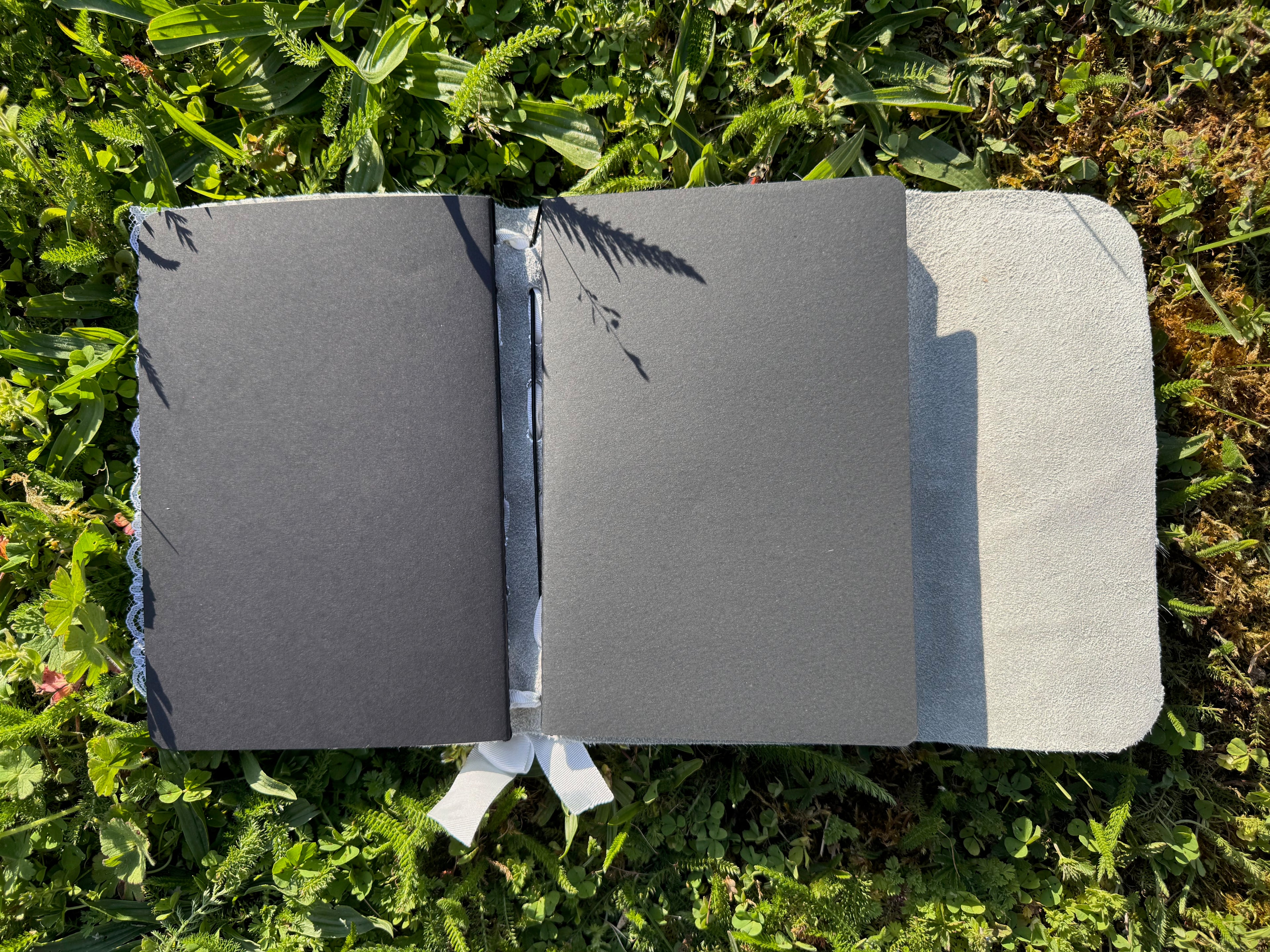 Carnet Songe — Pinky Promises (4)